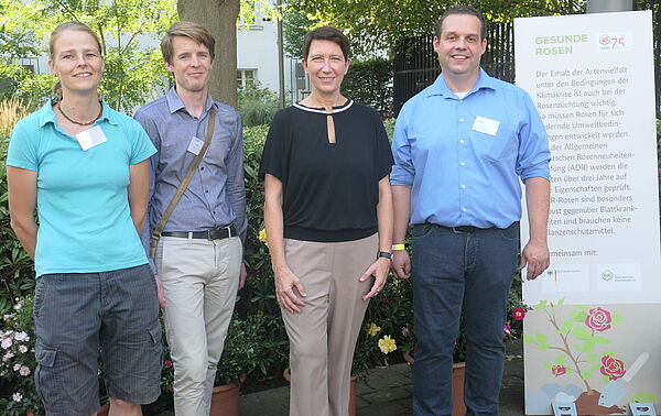 Gruppenbild mit Staatssekret&auml;rin Silvia Bender (BMEL)